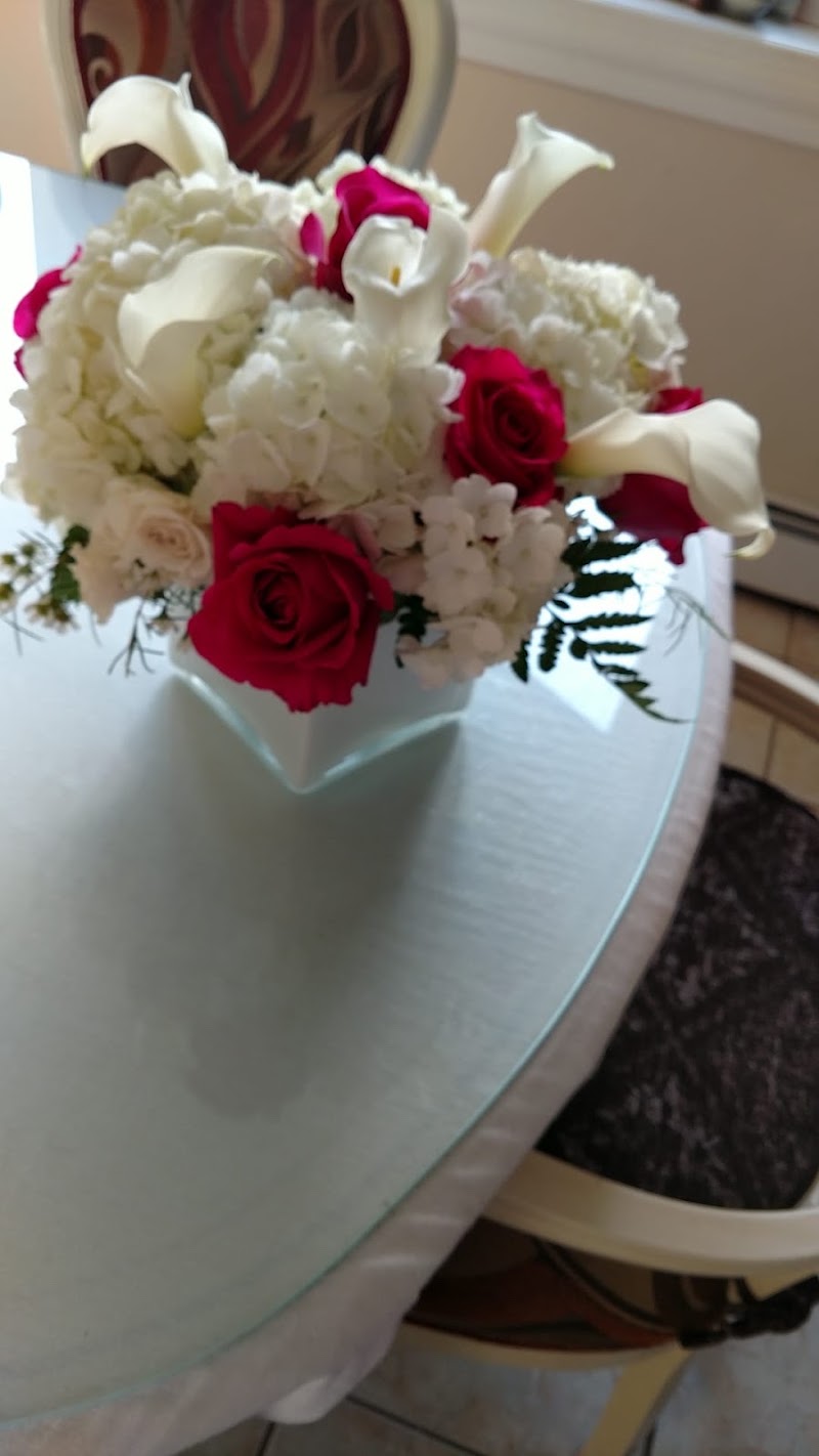 Baezas Flowers and Decorations