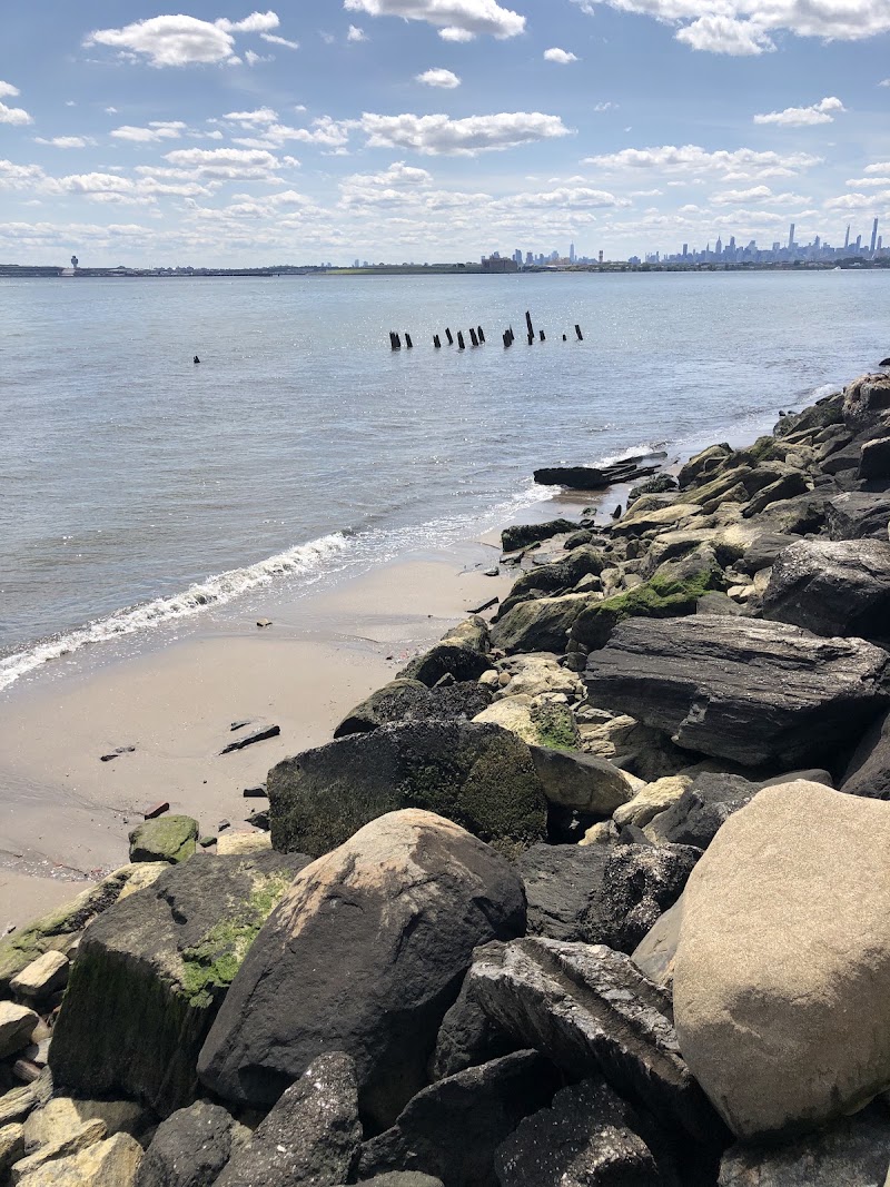 Clason Point Park